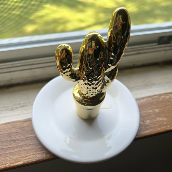 Cactus Accessories Holder - Picture 2 of 4